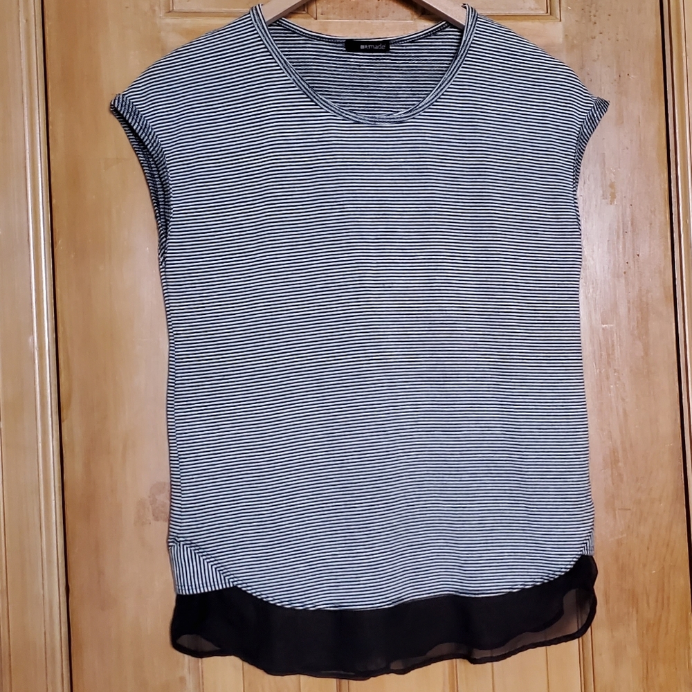 Size Small LA Made Black and White Top